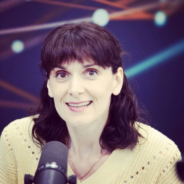 За рамками домівки