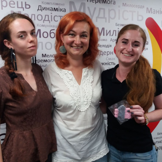Заробляй і допомагай. Соціальне підприємництво
