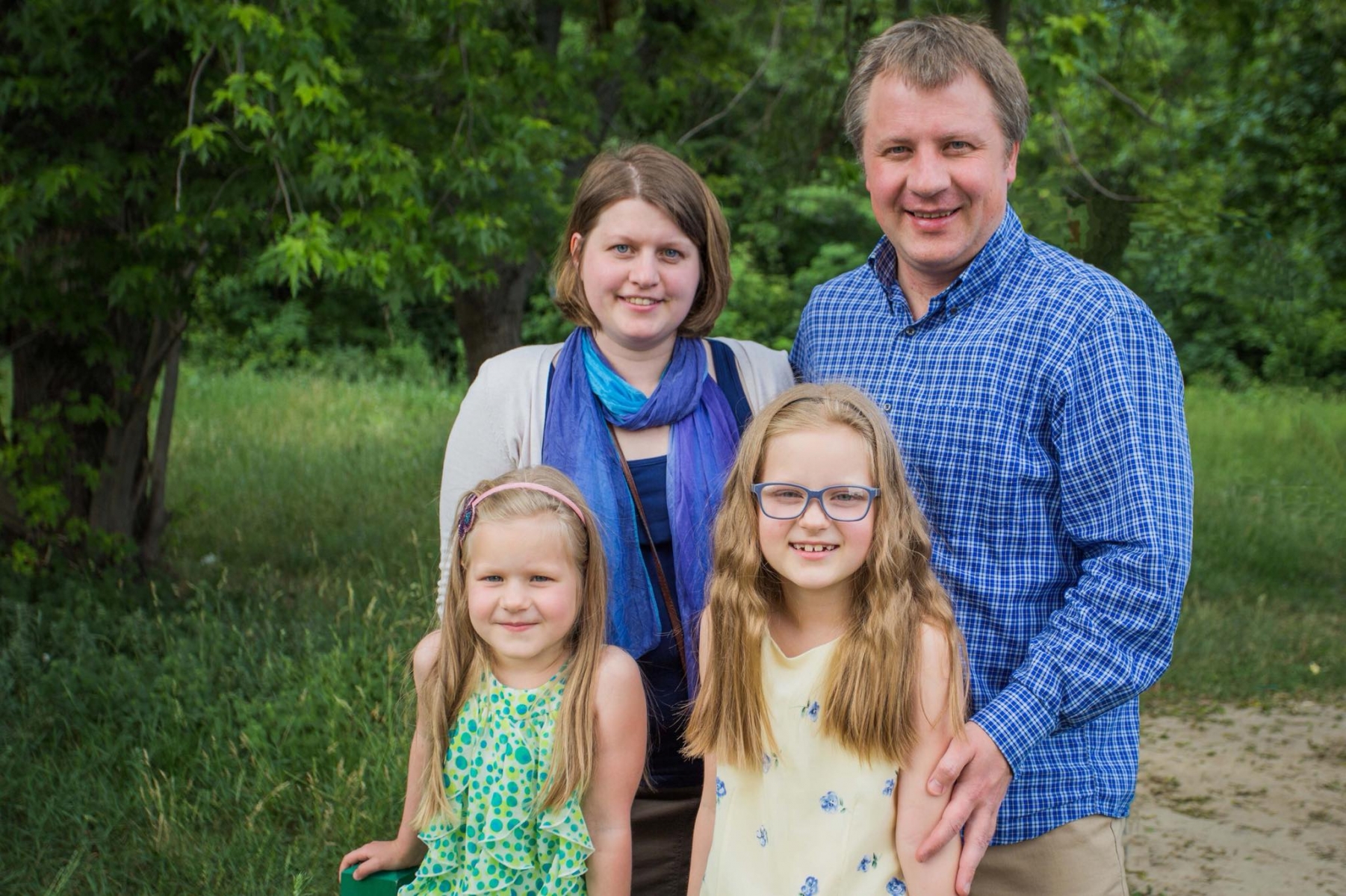 Наскільки важливою є роль батька у вихованні доньки?