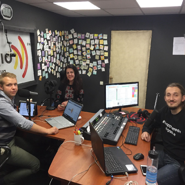 Працювати за покликанням чи там, де більше платять?