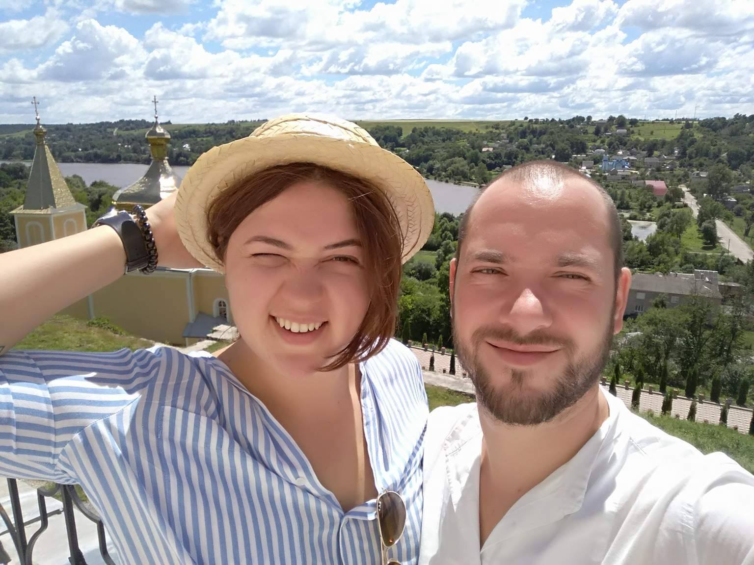 "Чи є життя після весілля? Хроніка перших місяців".